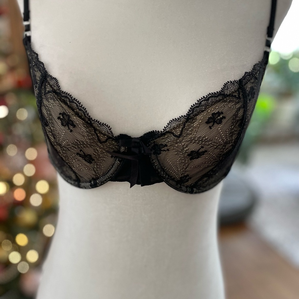 Elegant Black Lace Bra